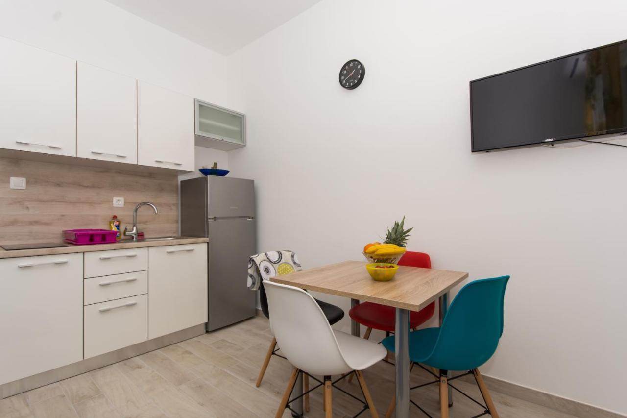 Apartments Ploka Okrug Gornji Esterno foto