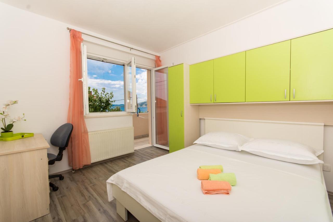 Apartments Ploka Okrug Gornji Esterno foto
