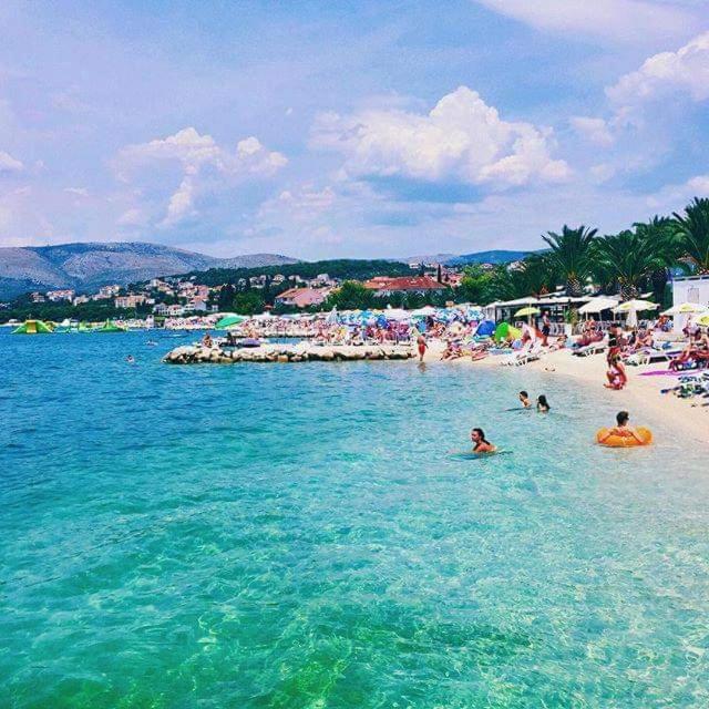 Apartments Ploka Okrug Gornji Esterno foto