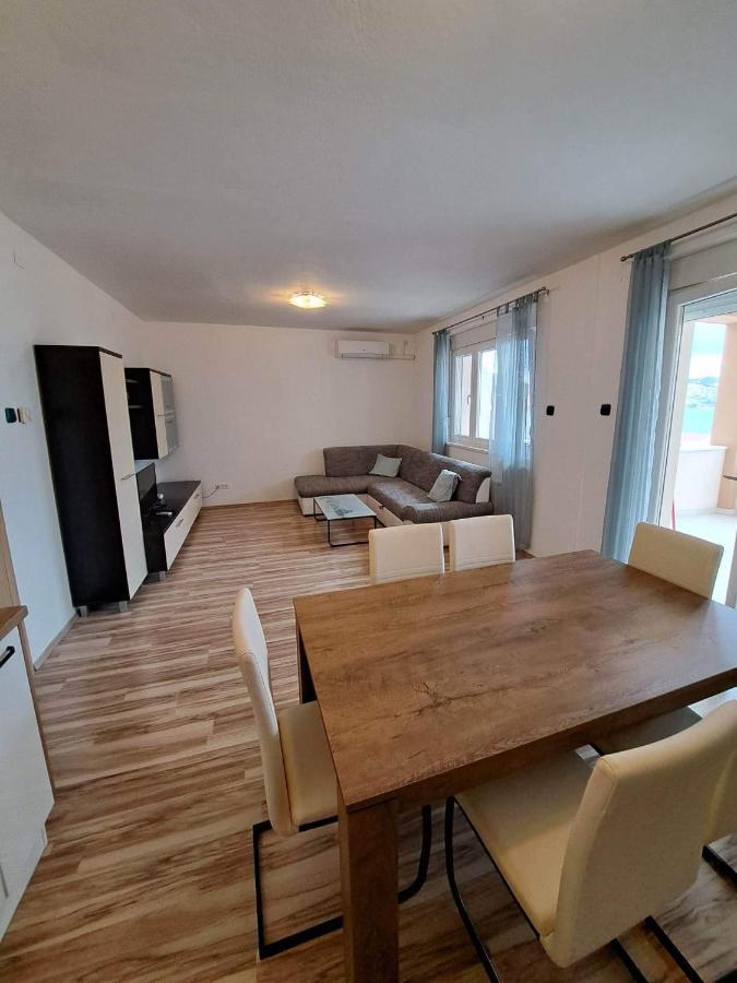 Apartments Ploka Okrug Gornji Esterno foto